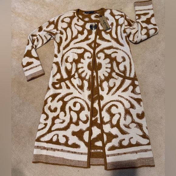 Peruvian Connection Sweaters - NWT High End Peruvian Connection Rajasthan Knit Gold and Cream Sweater Coat XS